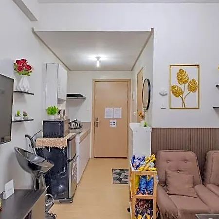 Cozy Whole Condo Staycation At Trees Residences